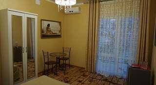 Гостиница Guest House Viktoria Кабардинка Четырехместный номер-3