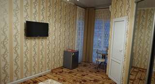 Гостиница Guest House Viktoria Кабардинка Трехместный номер-6